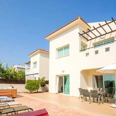 Kiki Villa-3 Bedroom Villa With Jacuzzi Protarász