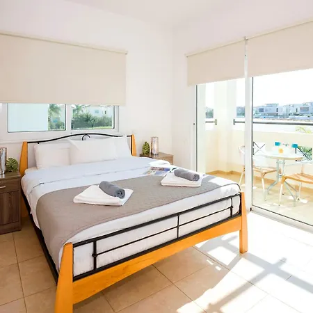 Kiki Villa-3 Bedroom Villa With Jacuzzi *
