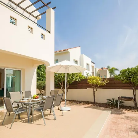 Kiki Villa-3 Bedroom Villa With Jacuzzi * بروتاراس